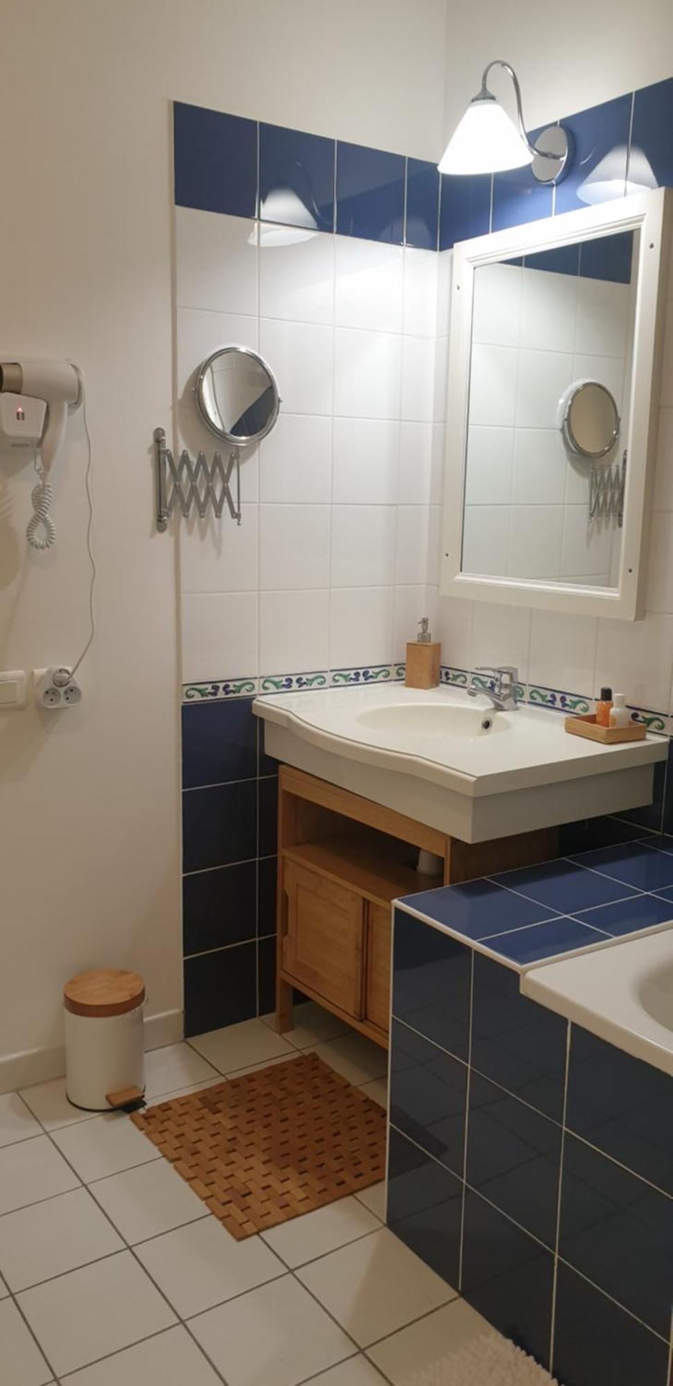 Superbe Appart.T2 Face A La Mer A Treboul Douarnenez Room photo